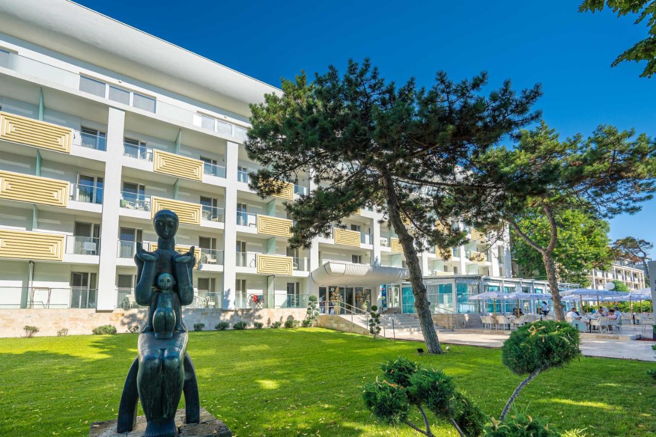 Mera Brise Hotel 4*